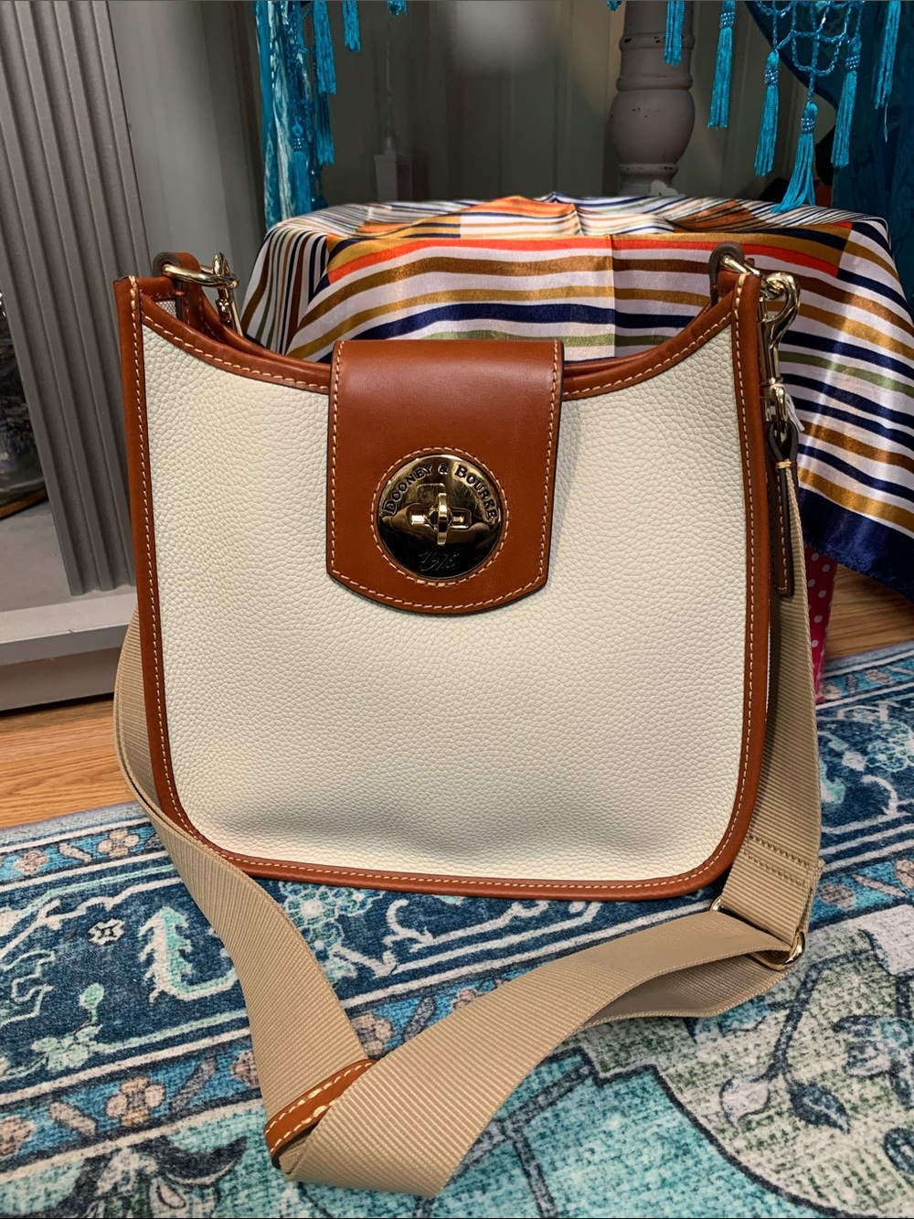Dooney & Bourke turn lock leather messenger
NEW QVC crossbody bag off white